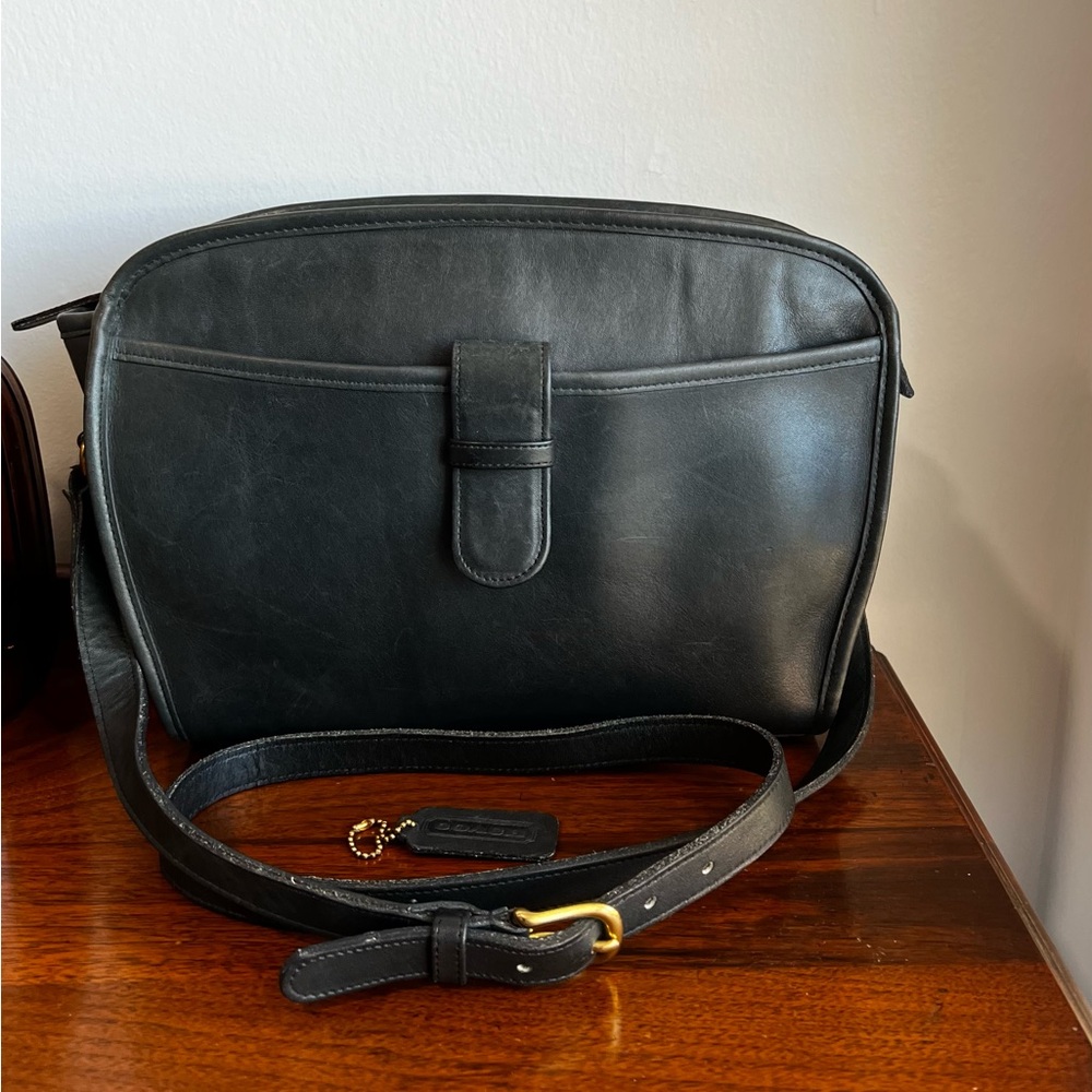 NAVY vintage coach purse